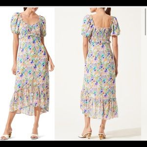 ASTR The Label Balloon Sleeve Midi Dress